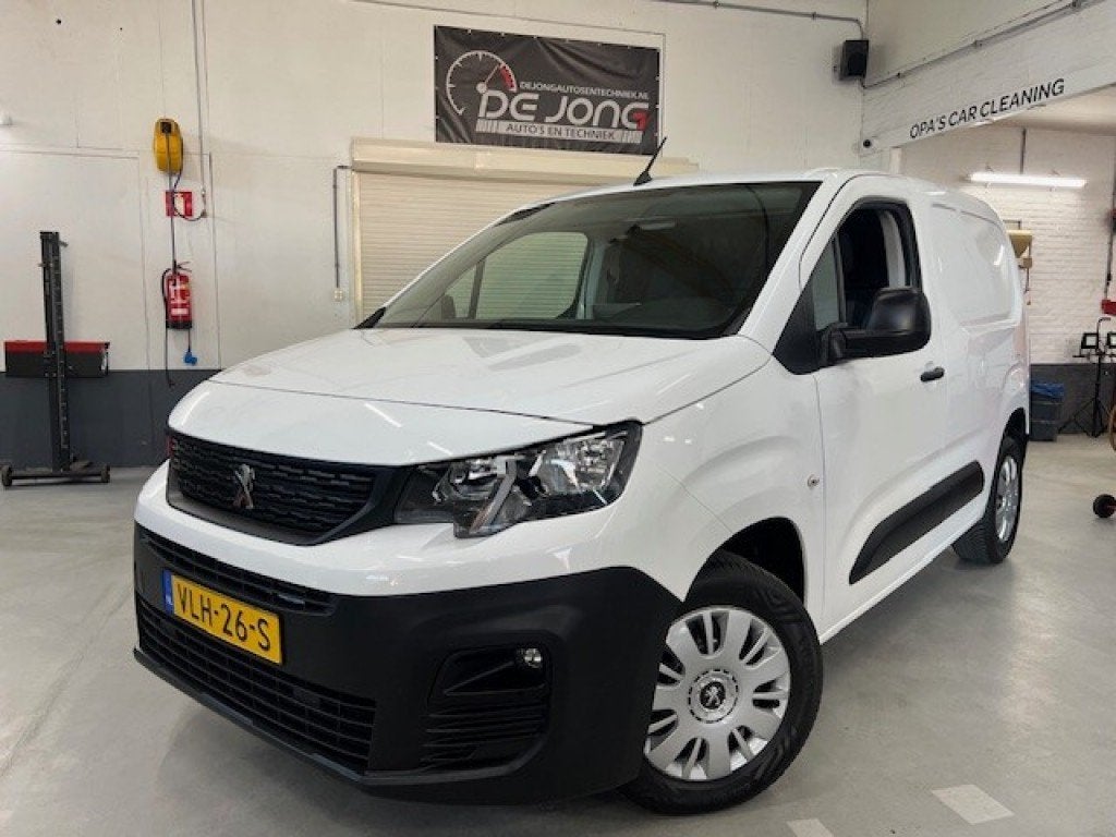 Peugeot PARTNER 1.5 BLUEHDI Premium, PDC, Trekhaak, Cruise c, Auto's, Voorwielaandrijving, 4 cilinders, 100 pk, Wit