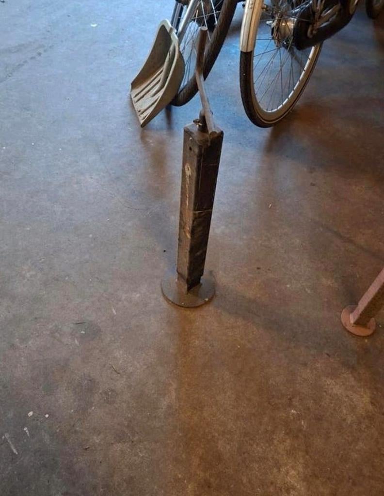 Steunpoot, Ophalen