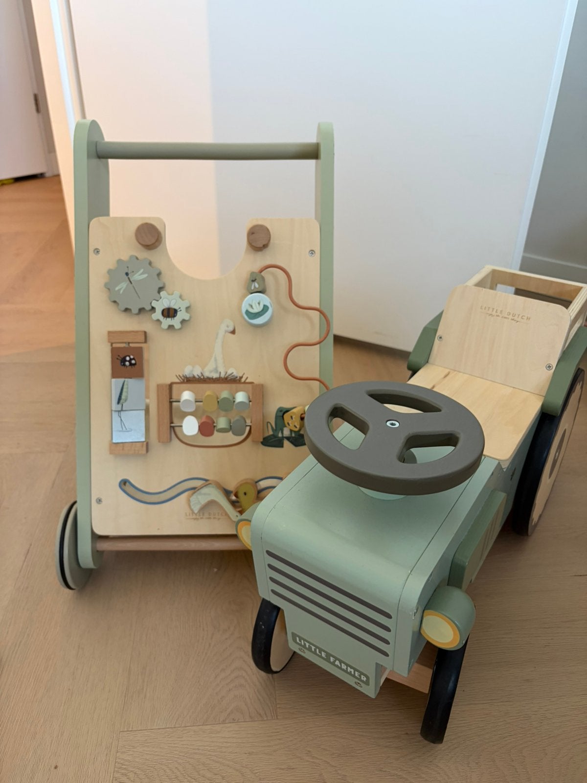 Little dutch loopwagen+tractor te koop, Ophalen, Zo goed als nieuw