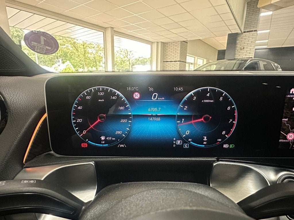 Mercedes-benz GLB-KLASSE 200 BNS SOLUT. AMG  Night Pakket  C, Auto's, Electronic Stability Program (ESP), 4 cilinders, Met garantie (alle)