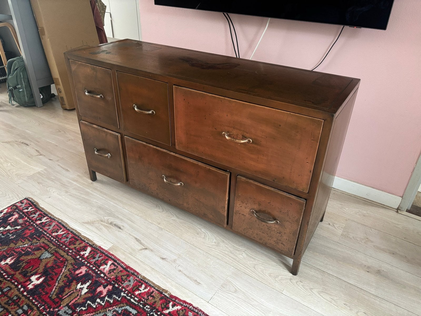 Industrieel koperen dressoir / tv-meubel vtwonen – 6 lades, Gebruikt, 100 tot 150 cm, Overige materialen, Ophalen of Verzenden