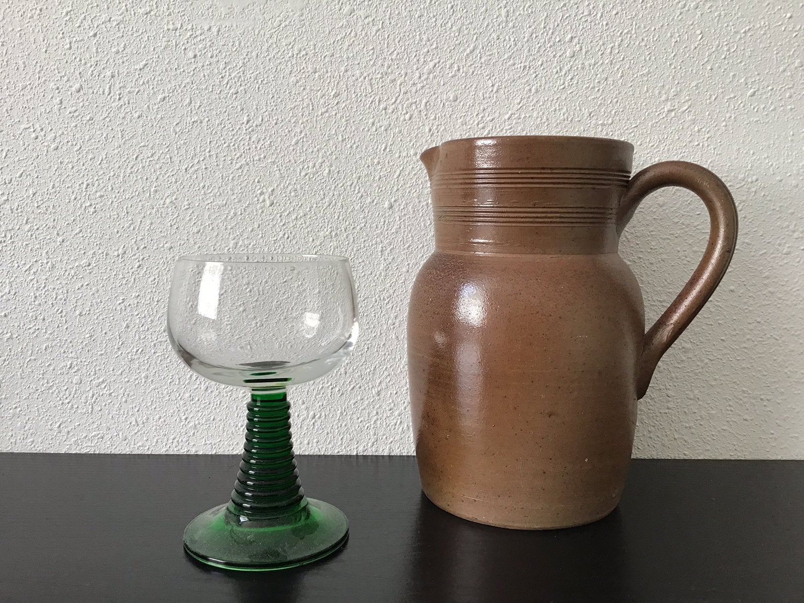 Waterkan, kan voor wijn, water. Grès de Berry., Ophalen of Verzenden