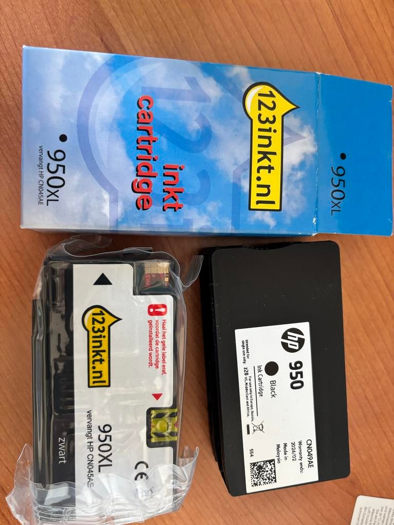 Volledig nieuwe & 1 bijna volle HP 950/950XL cartridges, Ophalen of Verzenden, Nieuw, Cartridge