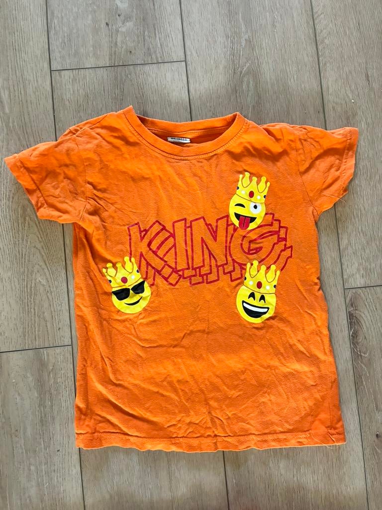 Oranje tshirt maat 116-122, Ophalen of Verzenden, Zo goed als nieuw, Jongen, Shirt of Longsleeve