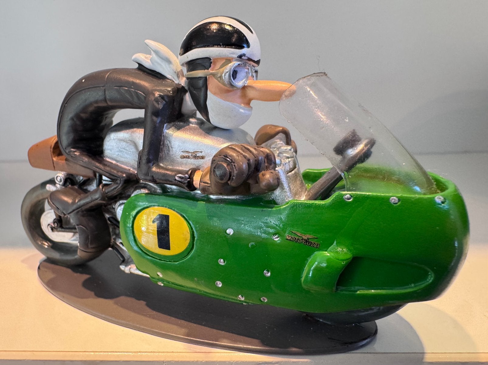 Joe bar, moto guzzi 500 V8.  Zeldzaam, Ophalen of Verzenden, Zo goed als nieuw