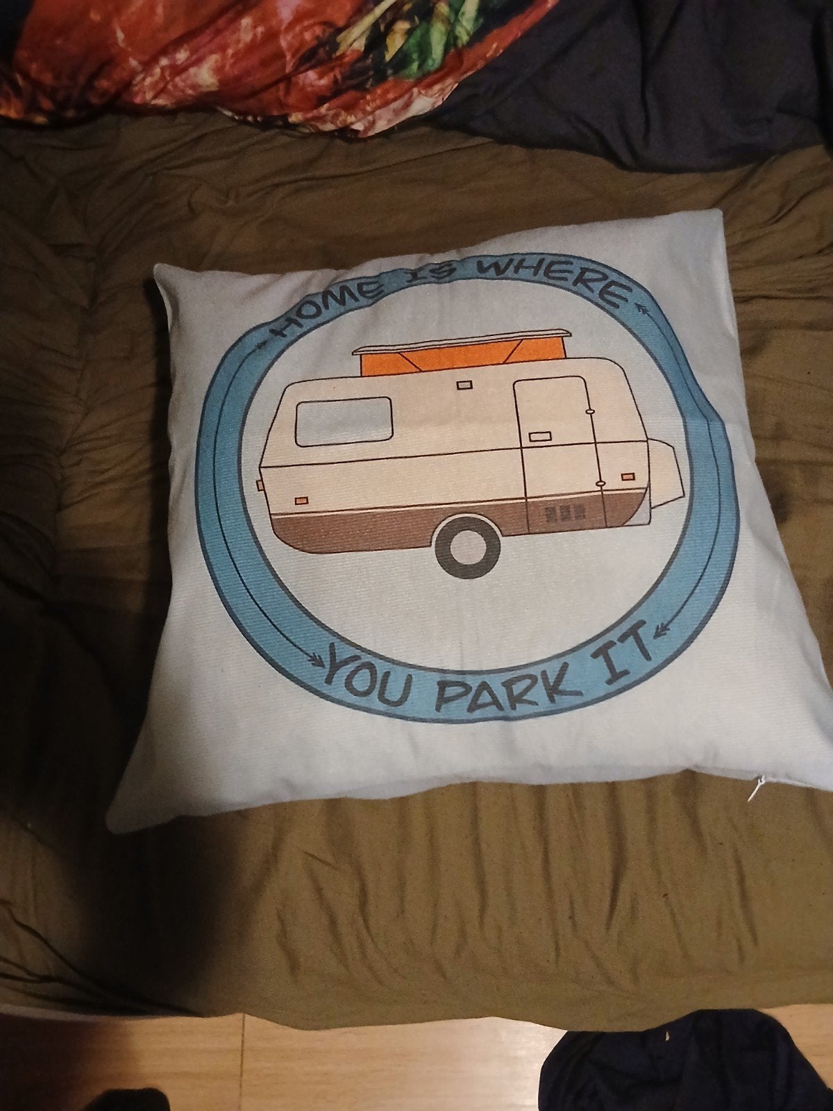 Eriba Kussen - Home is where you park it, Ophalen of Verzenden, Nieuw