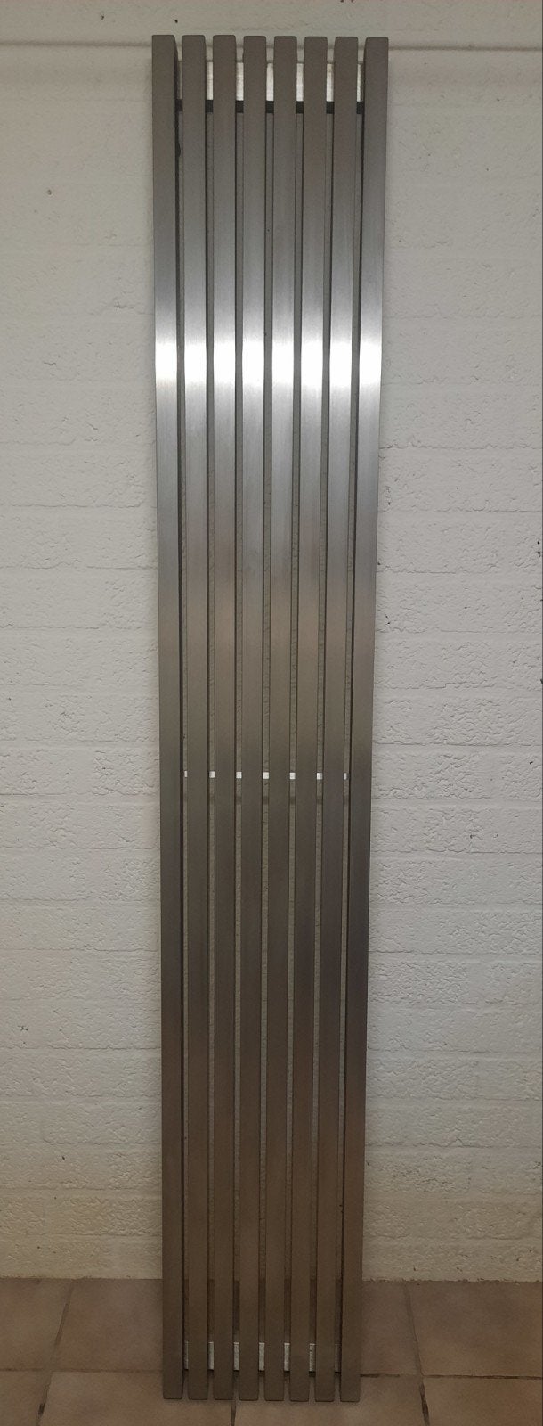 Nieuwe RVS Design Radiator 200x31 cm - Modern en Efficiënt, Ophalen, Radiator, Zo goed als nieuw, 60 tot 150 cm