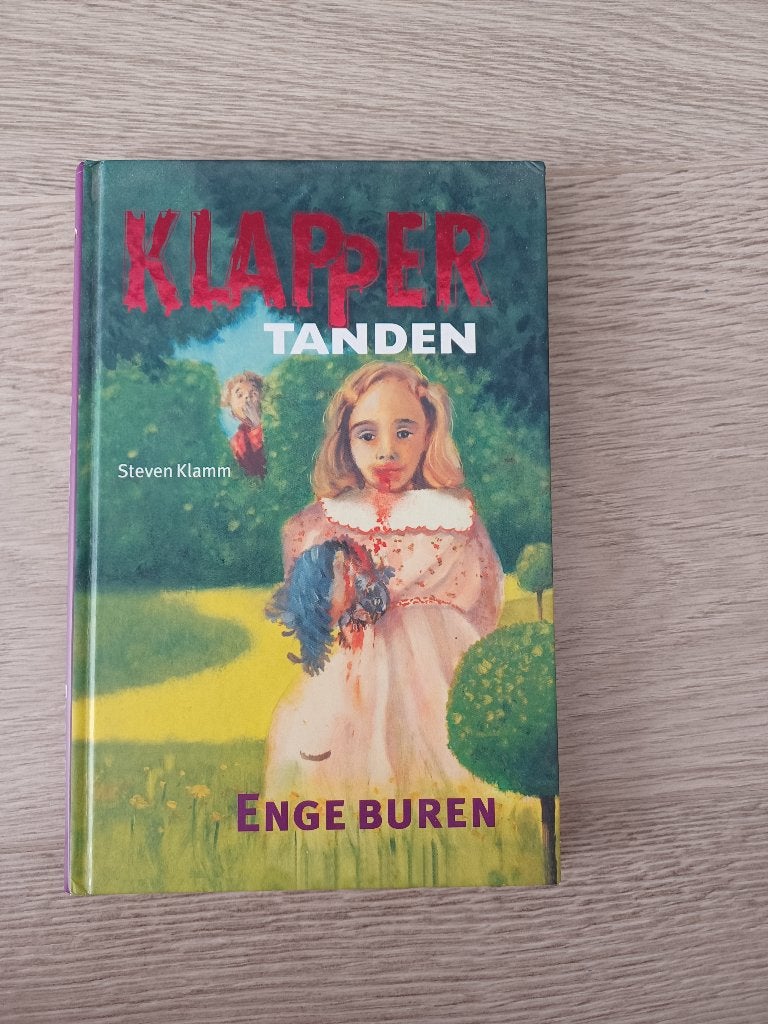 Boek: Klappertanden - Enge buren, Ophalen of Verzenden, Gelezen, Fictie
