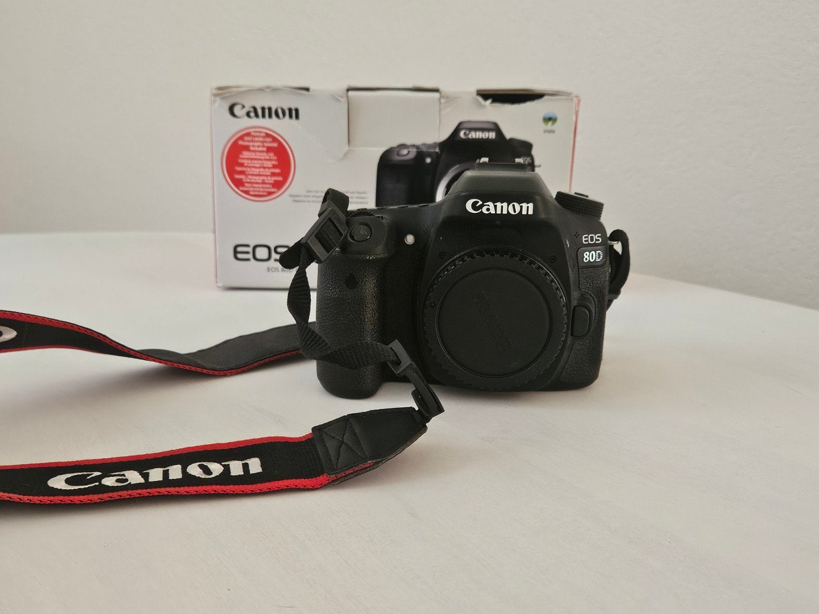 Canon EOS 80D spiegelreflex incl. originele accessoires, Audio, Tv en Foto, Fotocamera's Digitaal, Spiegelreflex, Canon, Draagriem