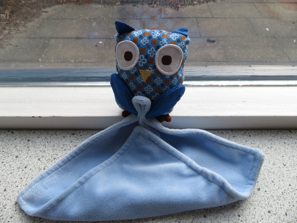 Knuffeldoek met uil of uiltje merk Pommette, Overige typen, Blauw, Ophalen of Verzenden, Zo goed als nieuw