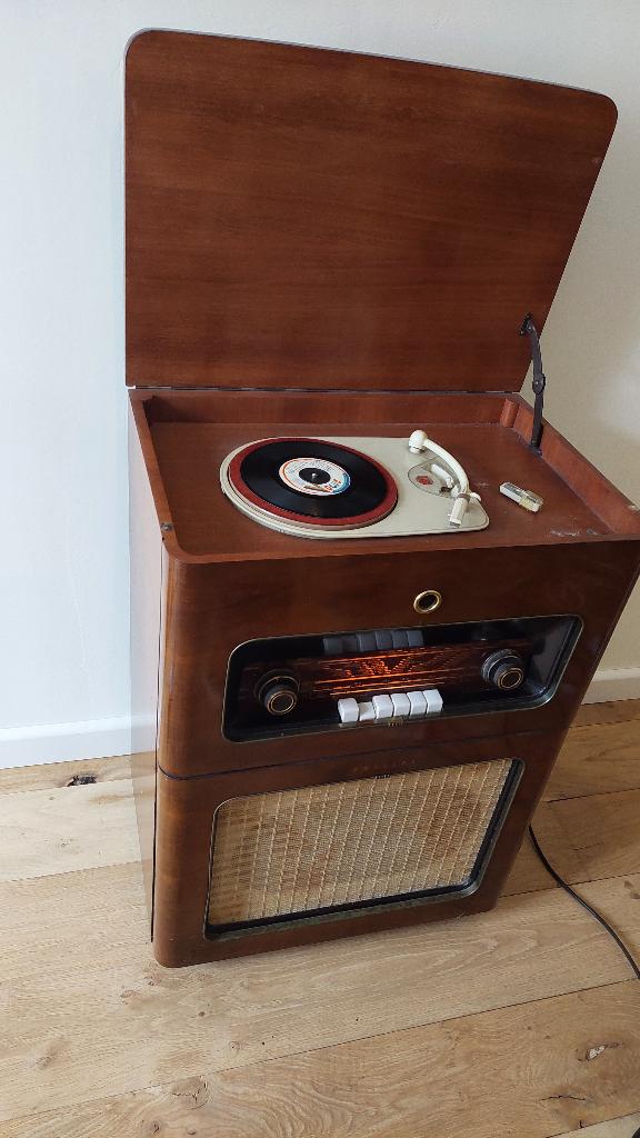 Vintage radio en platenspeler, Ophalen, Gebruikt, Philips