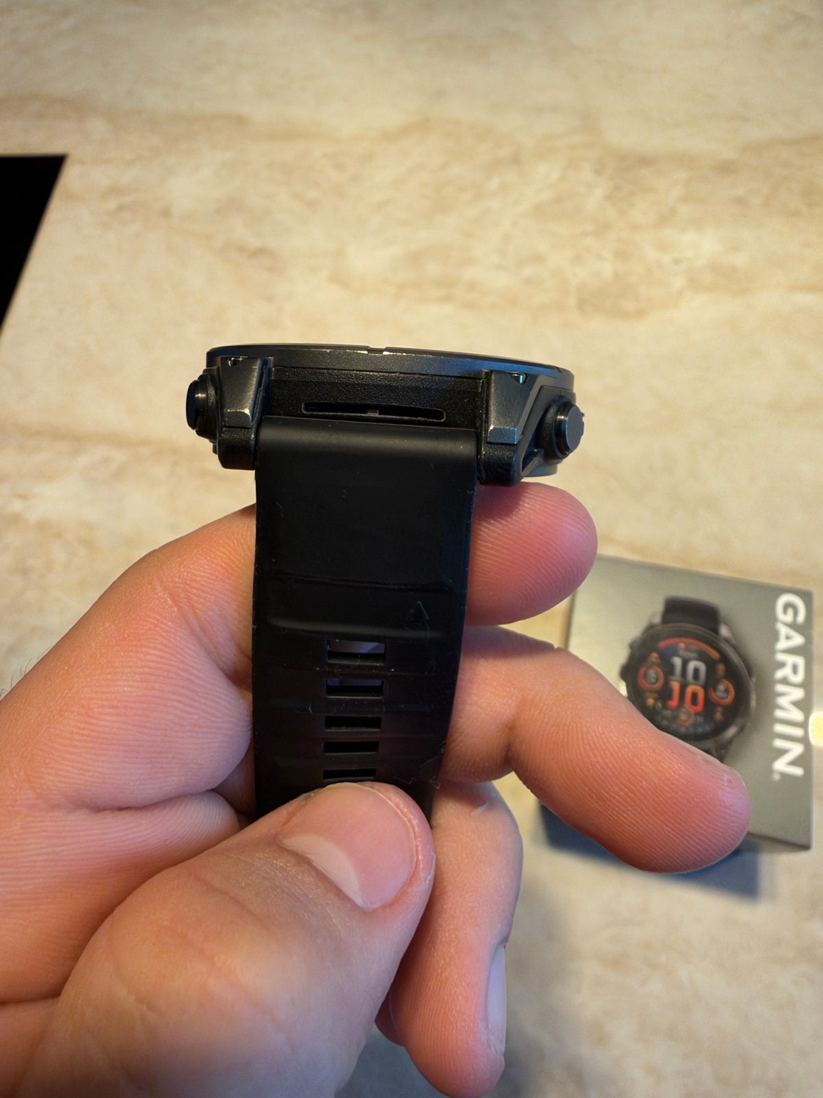 Foto 7 van Garmin Fenix 8 titanium Zwart sapphire