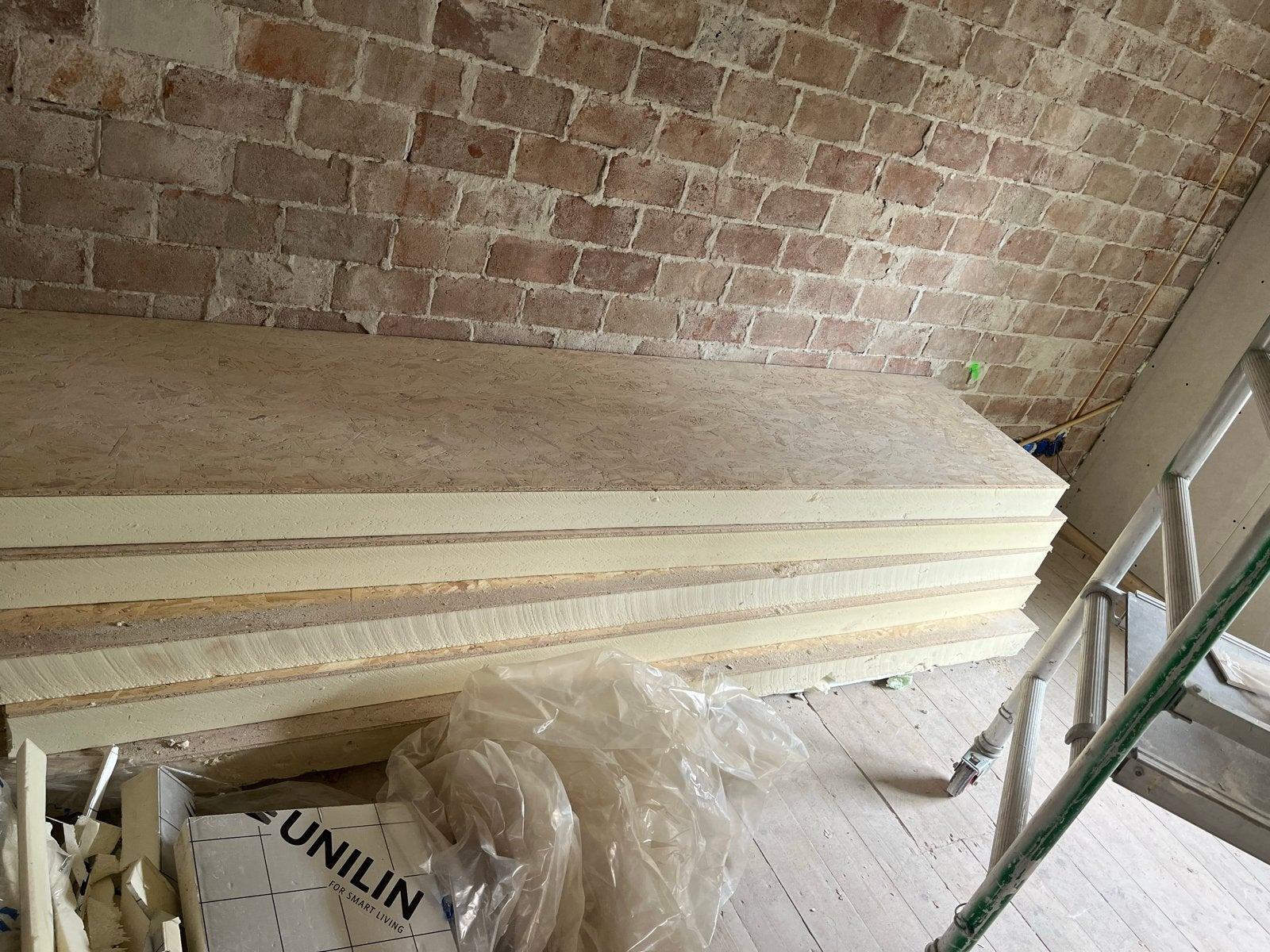 OSB en PIR isolatieplaten - 12cm dik, ca. 10m2, Ophalen, 12 cm of meer, Hardschuim (Pir), Vloerisolatie