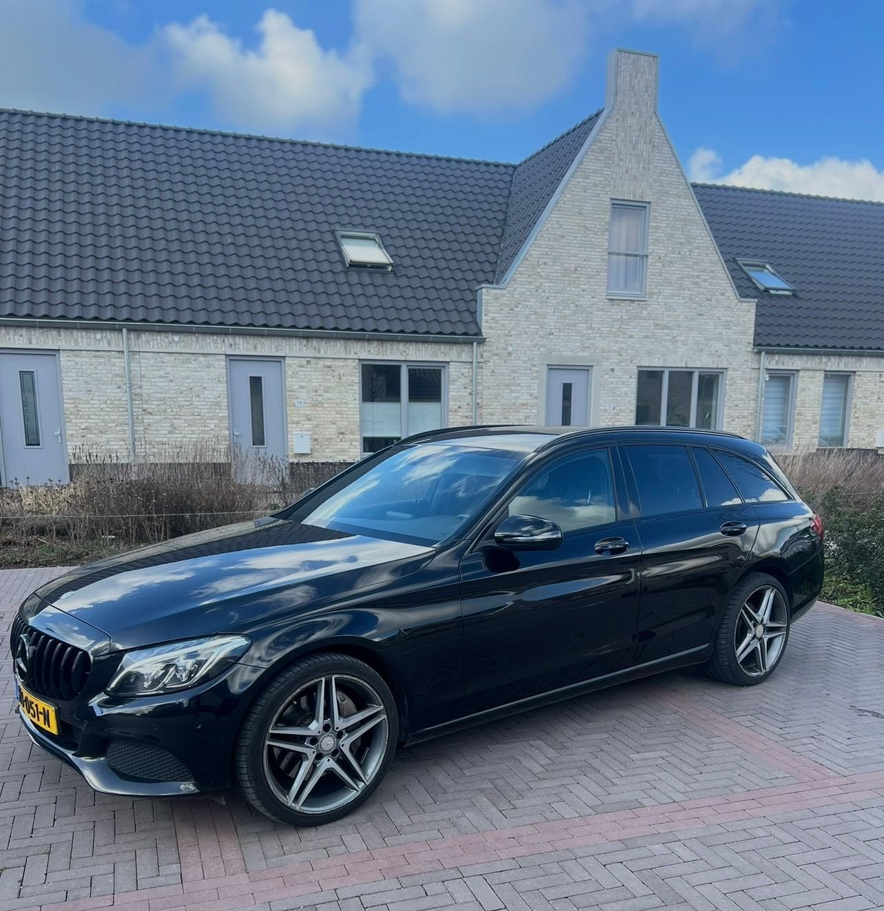 Mercedes-Benz C-Klasse C350 e Plug-in Hybrid 279pk Nieuw APK, Auto's, Achterwielaandrijving, 1800 kg, Leder en Stof, Zwart