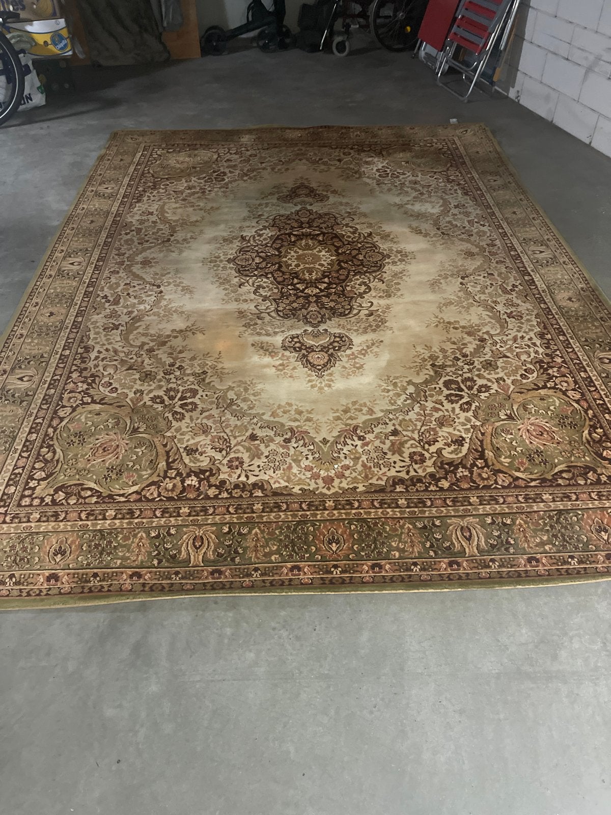 Groot Vloerkleed 2,50 x 3,60 m - Klassiek Design, Gebruikt, Beige, Ophalen of Verzenden, 200 cm of meer