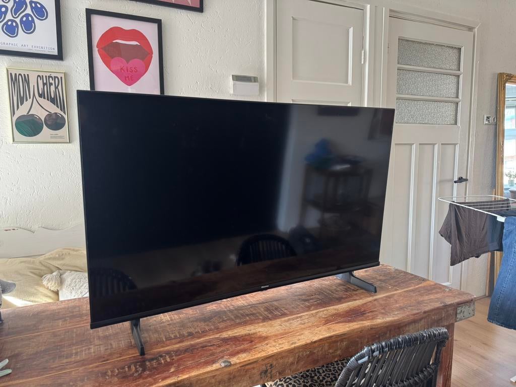 Hisense 43 inch 4k TV 250€!, 50 Hz, Zo goed als nieuw, 100 cm of meer, Ophalen