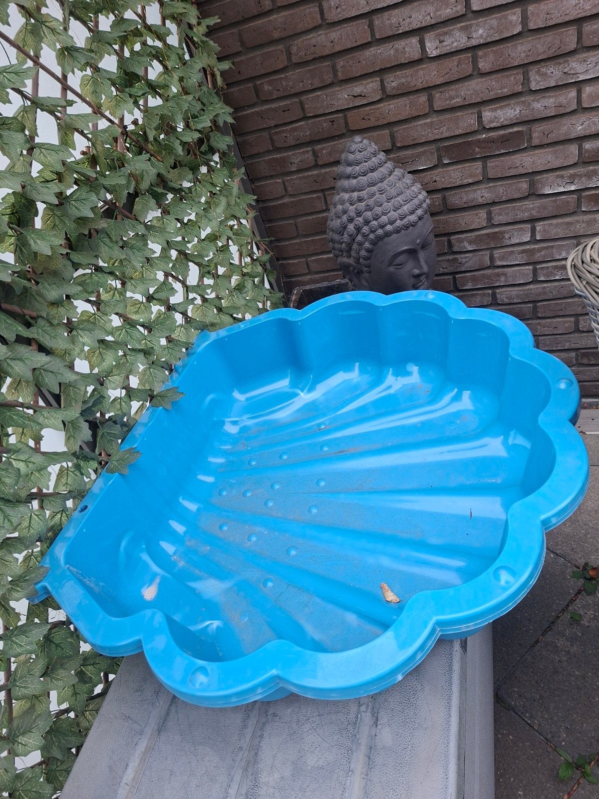 Blauwe schelp zandbak/zwembadje, Ophalen, Gebruikt