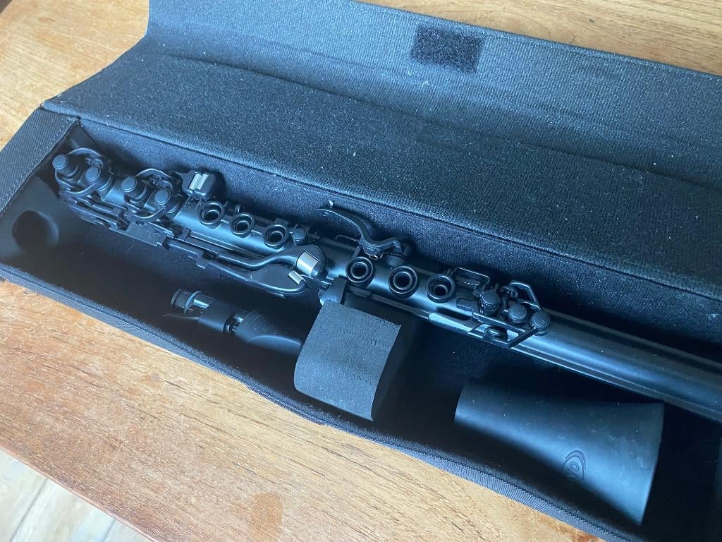 Nuvo Clarineo - kunststof Klarinet, Muziek en Instrumenten, Blaasinstrumenten | Klarinetten, Kunststof, Overige typen, Ophalen of Verzenden