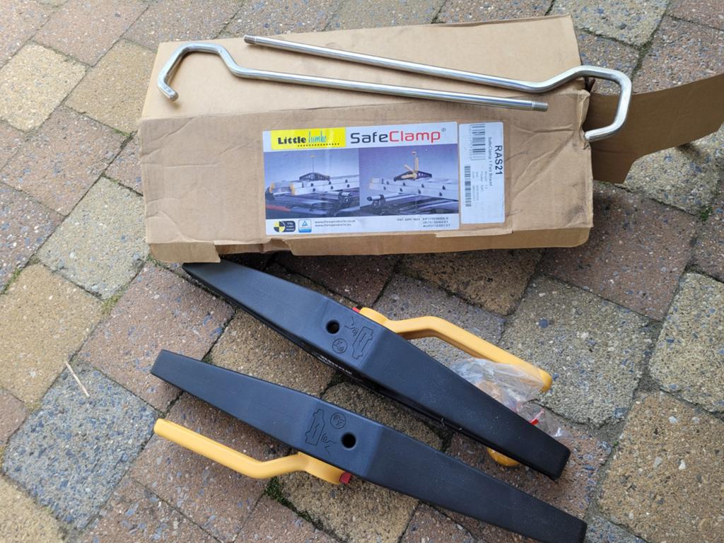 Reinoud safe Clamp, Ophalen