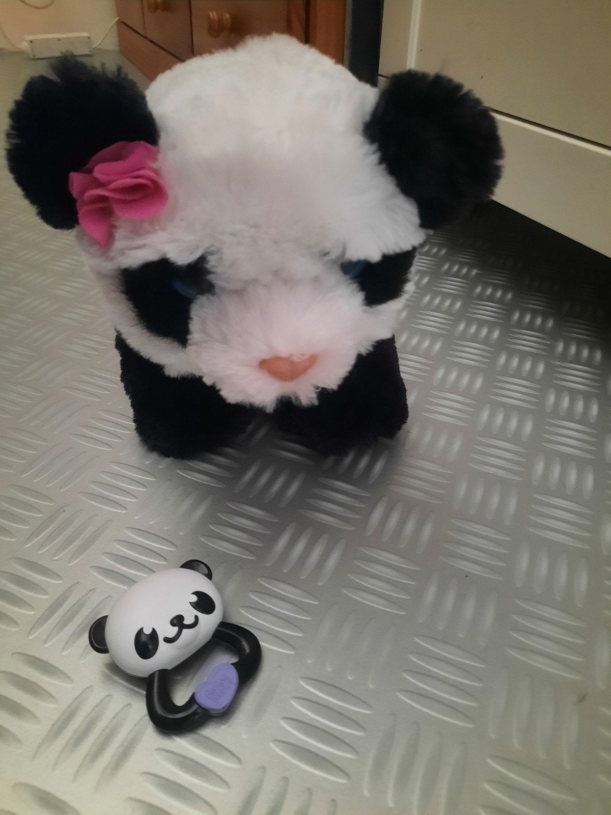 FurReal Panda - Loopt en Kirt - Zo goed als nieuw, Kinderen en Baby's, Overige merken, Overige karakters, Overige typen, Zwart