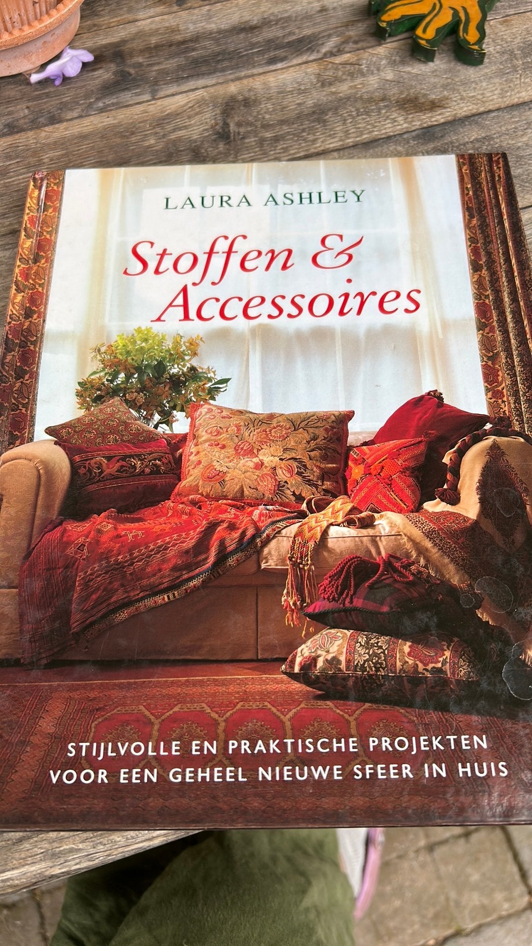 Laura Ashley Stoffen & Accessoires vintage, projecten, Ophalen of Verzenden, Zo goed als nieuw, Borduren en Naaien