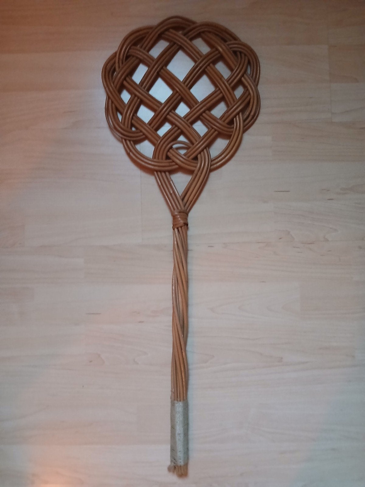 Mattenklopper rotan, Ophalen