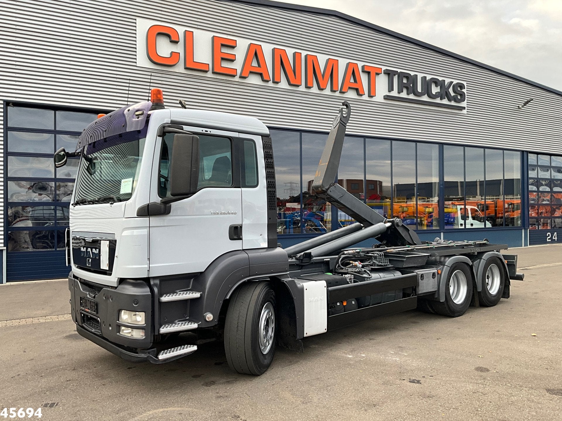 MAN TGS 26.440 6x4 ZF Intarder Manual 26 Ton haakarmsysteem, Auto's, Euro 5, Achterwielaandrijving, MAN, 2 stoelen