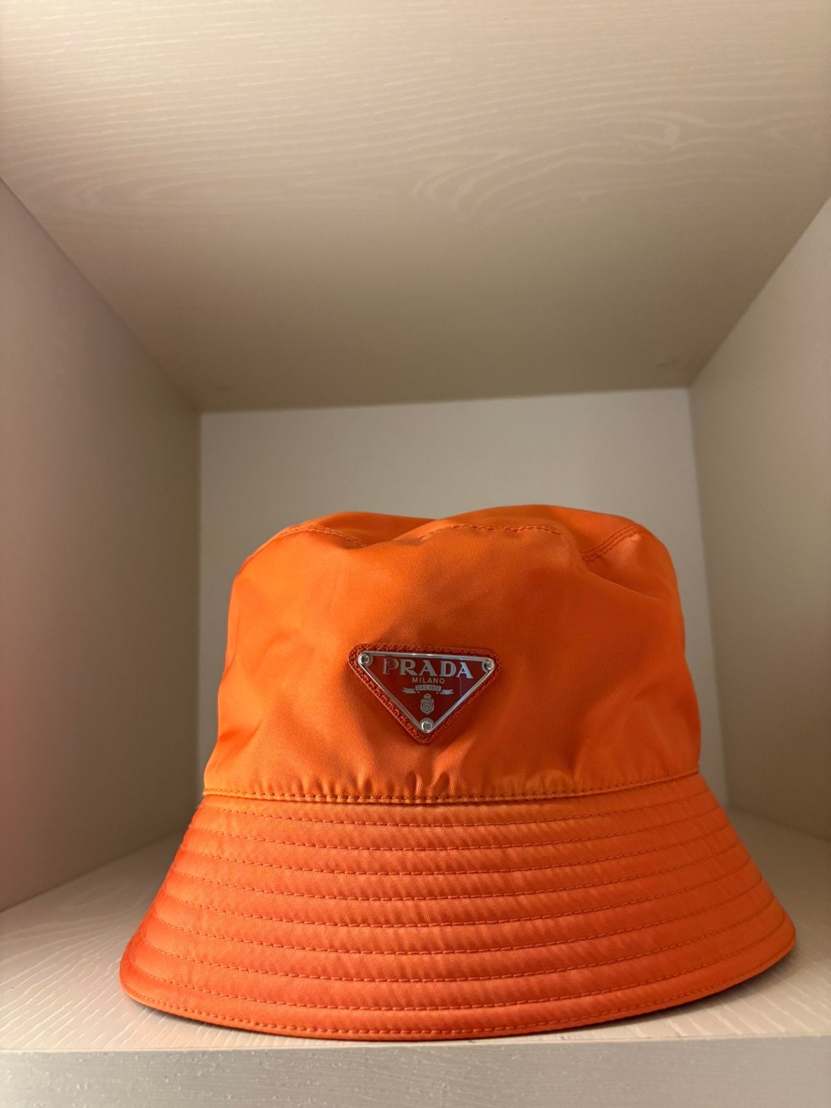 Originele PRADA bucket hat, Ophalen, Zo goed als nieuw, One size fits all