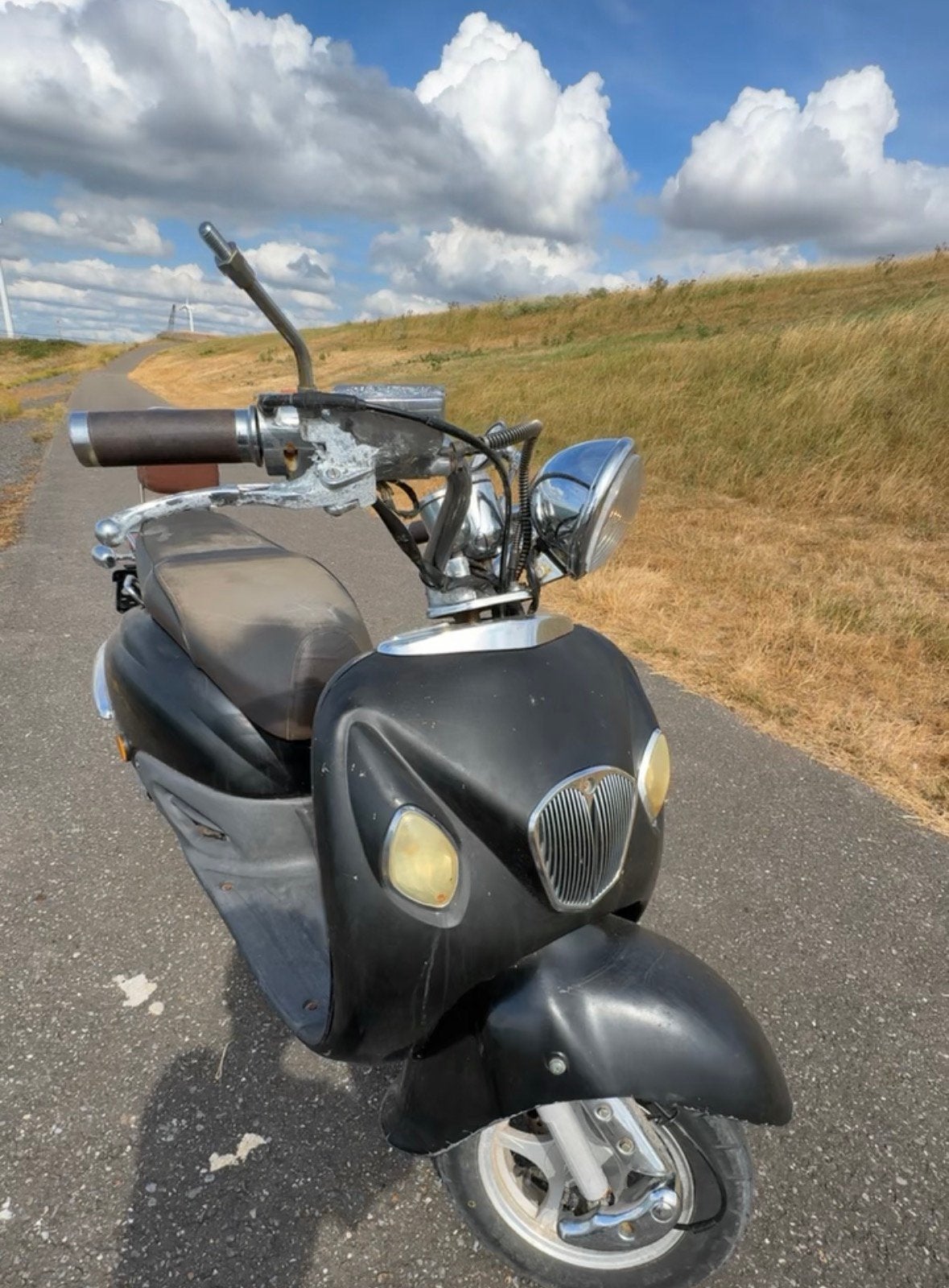 Scooter merk Lasouris!, Fietsen en Brommers, Scooters | Aprilia, Ophalen, Gebruikt, Overige modellen, Maximaal 45 km/u
