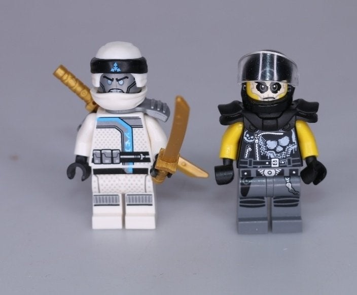Foto 15 van Lego Juniors ninjago zane's ninjabootachtervolging 10755