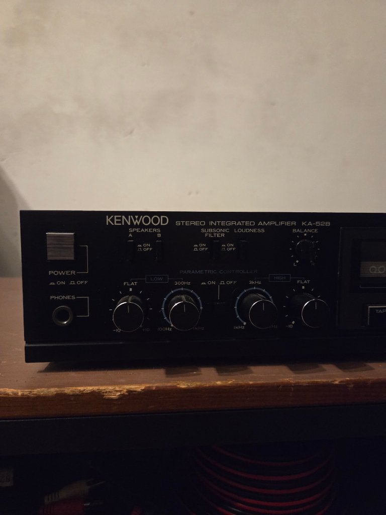 Kenwood KA-52B versterker, Audio, Tv en Foto, Versterkers en Receivers, Overige merken, Ophalen of Verzenden, Zo goed als nieuw