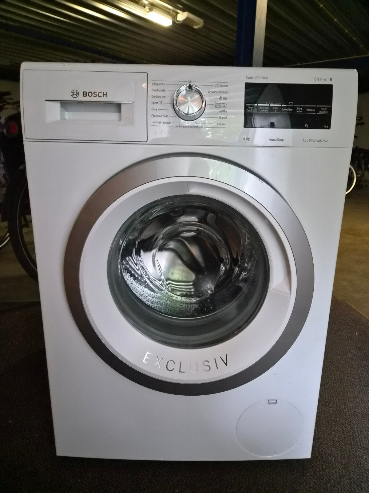 Bosch Serie 6 SportsEdition Wasmachine 8kg, Ophalen, 1200 tot 1600 toeren, Gebruikt, 8 tot 10 kg