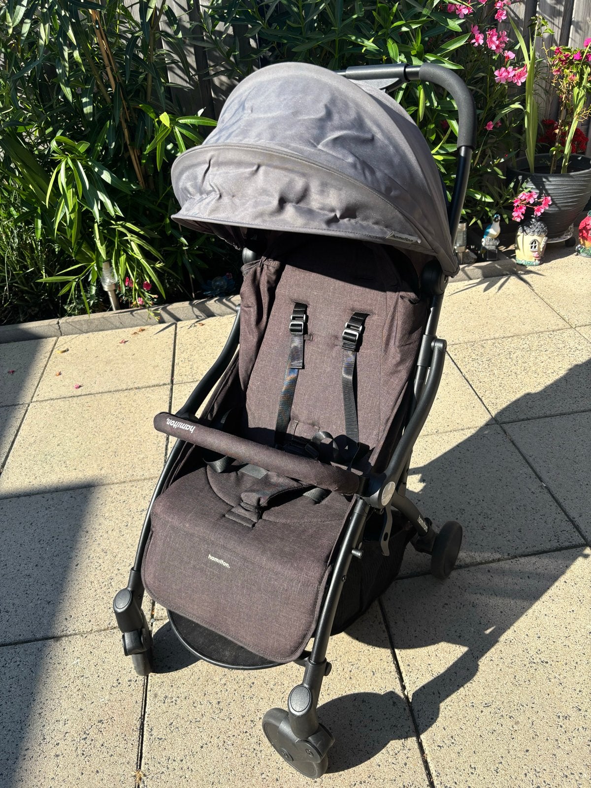 Hamilton kinderwagen - Compact en comfortabel, Kinderen en Baby's, Buggy's, Ophalen, Gebruikt, Overige merken, Verstelbare rugleuning