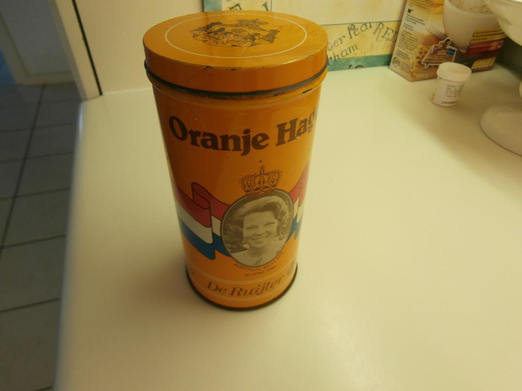 Busje Oranje hagel, Verzamelen, Blikken, Ophalen of Verzenden, Zo goed als nieuw, Overige