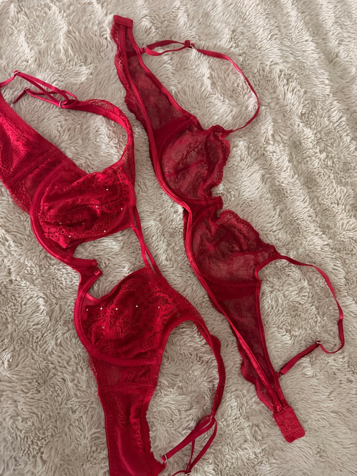 2 rode Hunkemöller BH's maat 80C, Ophalen of Verzenden, Rood, BH