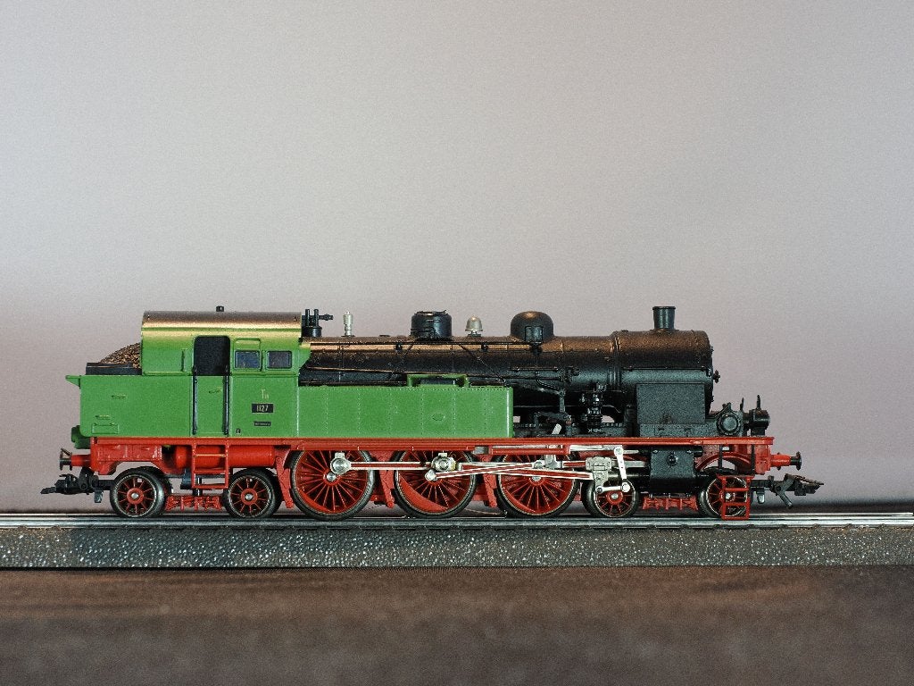 Märklin 3607 H0 Stoomlocomotief Klasse 18 van de K.W.St.E., Wisselstroom, Gebruikt, Wagon, Ophalen of Verzenden