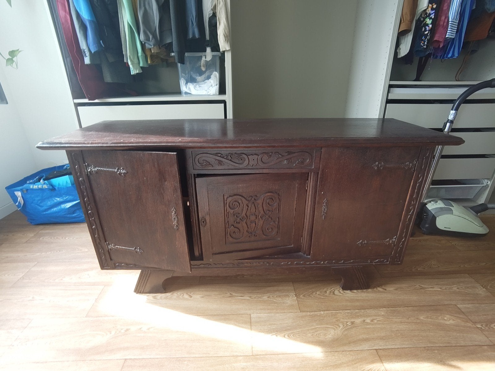 Vintage eiken dressoir in Vlaams/Mechelse stijl, Ophalen, Gebruikt, 150 tot 200 cm, Eikenhout