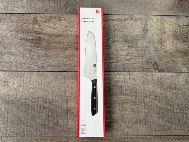 Zwilling Artis Plus Santoku mes. Nieuw!, Huis en Inrichting, Los bestek, Keukenmes, Nieuw, Ophalen of Verzenden