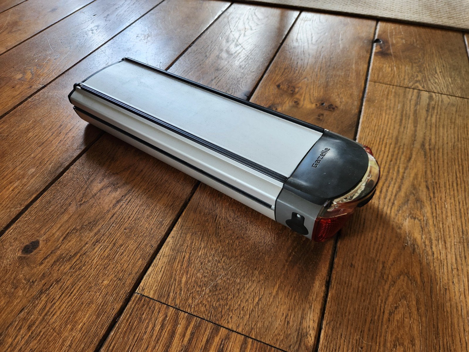 Gazelle Innergy Platinum accu DEFECT, Fietsen en Brommers, Ophalen, Gebruikt
