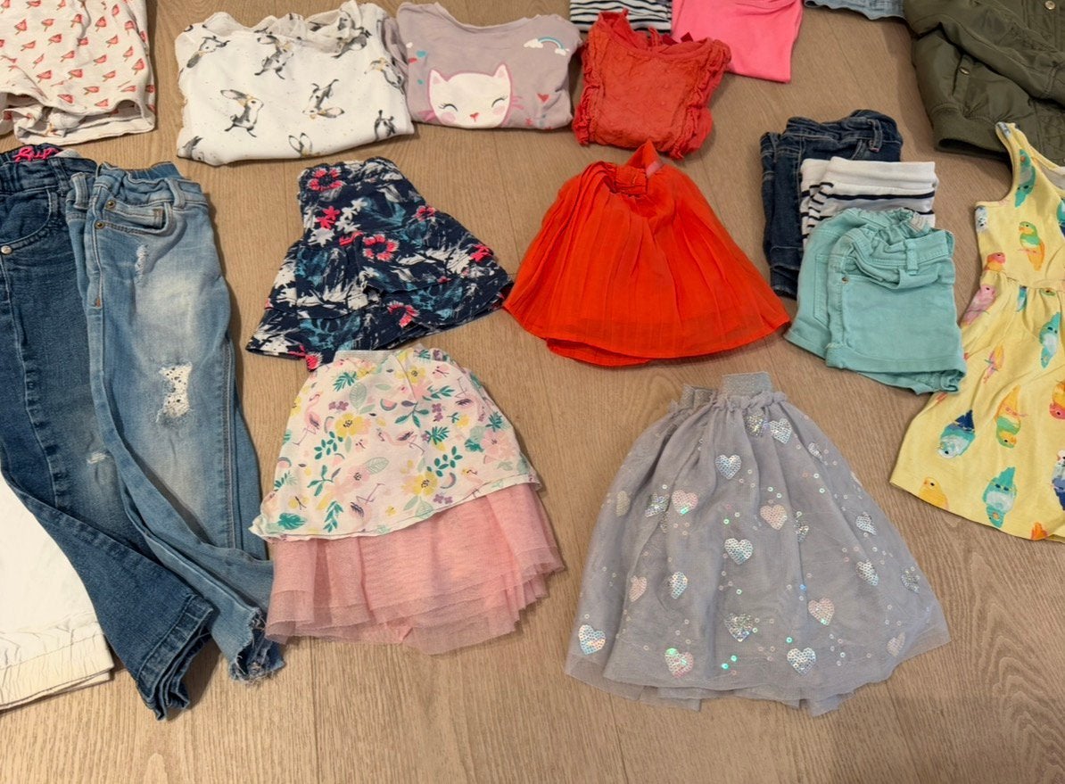 Groot pakket kleding kledingpakket meisje 98 -  104, Ophalen of Verzenden, Gebruikt, Maat 98