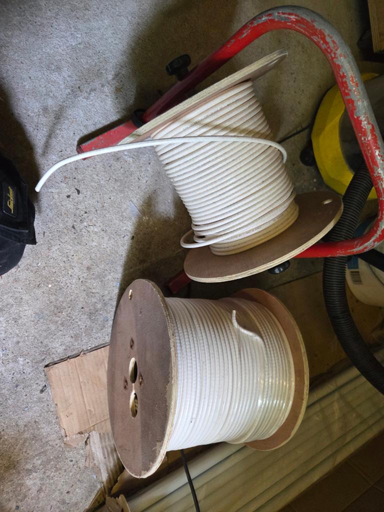 300m Coax C9 kabel met afrolhouder, Ophalen of Verzenden