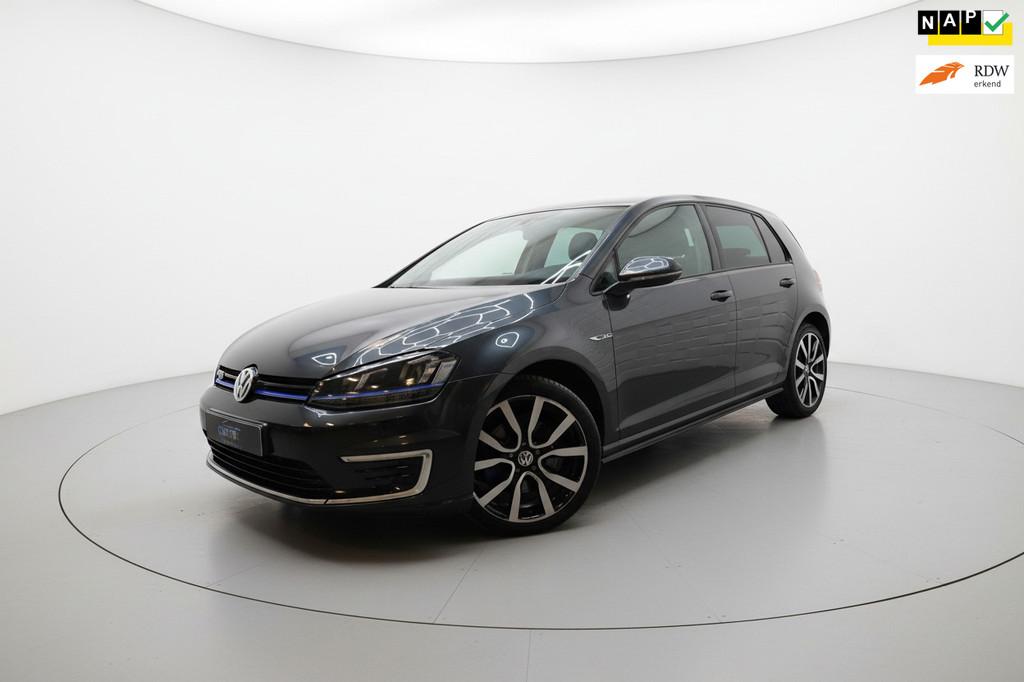 Volkswagen Golf 1.4 TSI GTE 204PK PDC STOELVERWARMING NAP, 8 kWh, Stof, Gebruikt, 4 cilinders