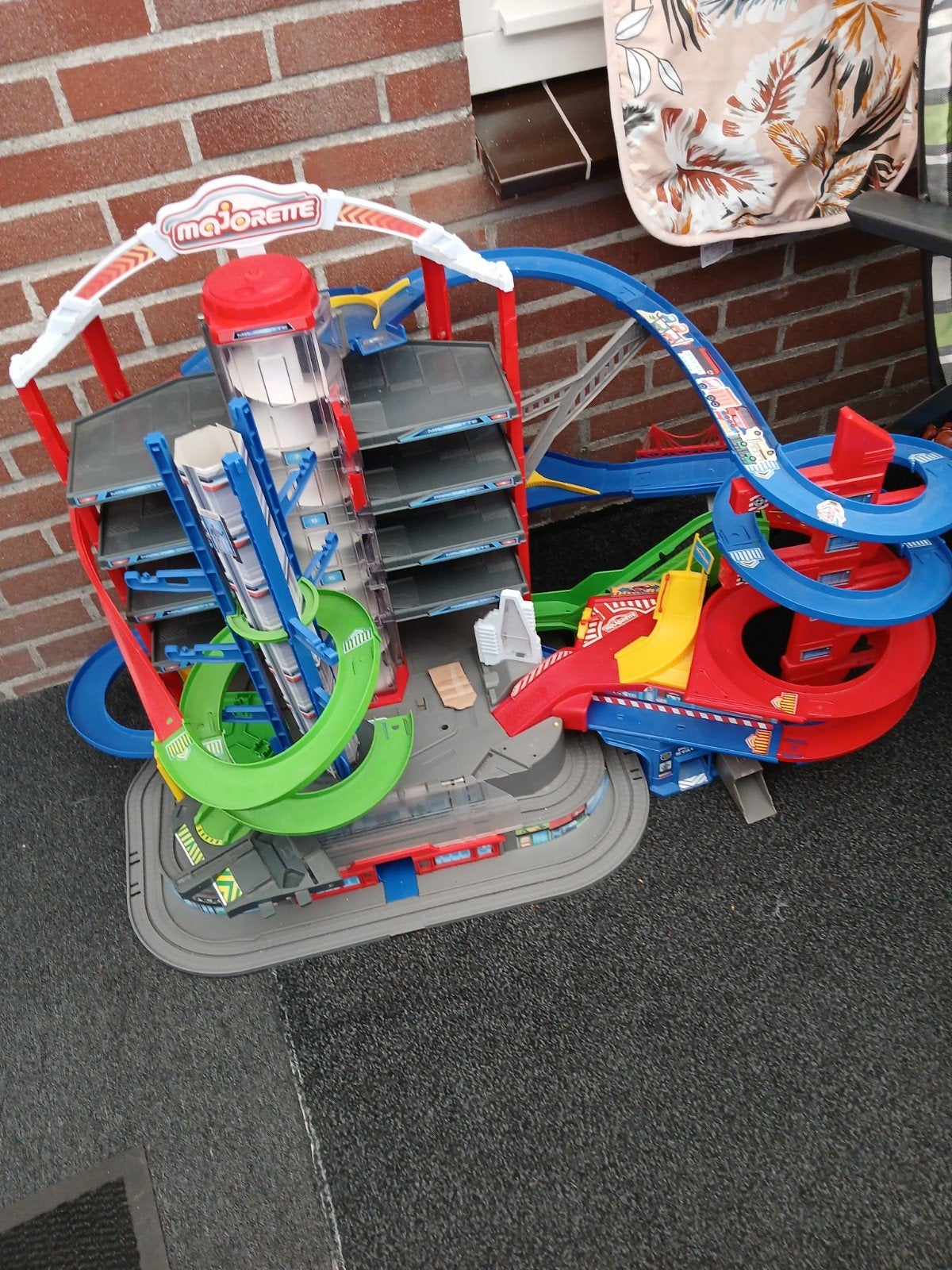 majorette garage, Ophalen