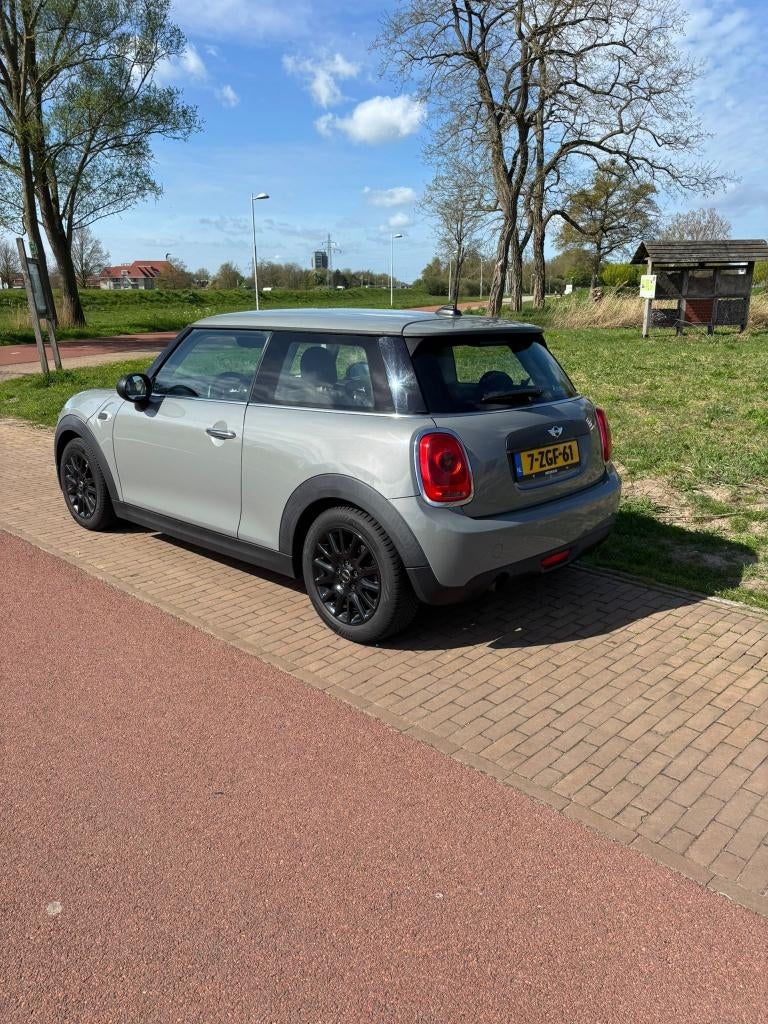 MINI One 1.2 Salt Bns. | Navigatie | Airco | Multimedia, Auto's, Voorwielaandrijving, 4 stoelen, 49 €/maand, Handgeschakeld