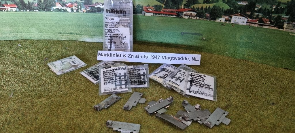 Märklin 7504 H0 - middengeleider aansluiting, Wisselstroom, Analoog, Nieuw, Rails