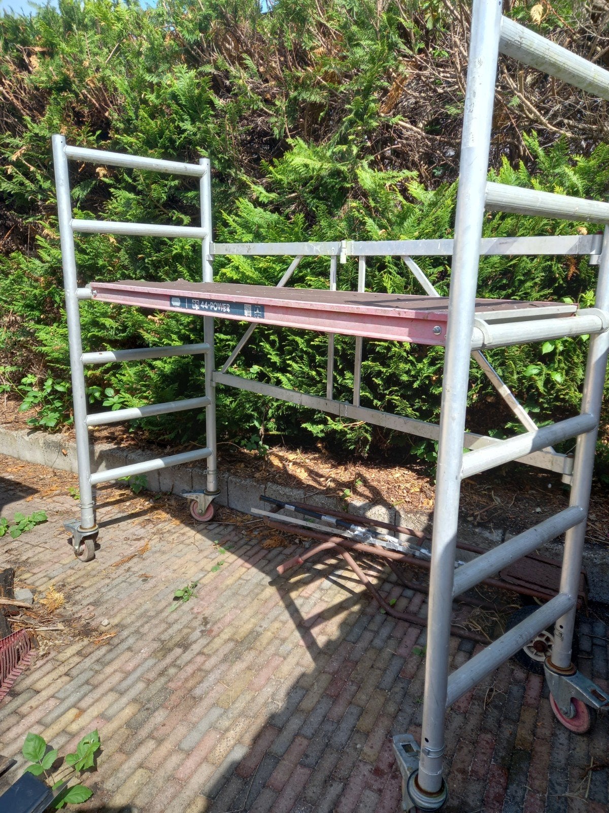 Rolsteiger met te vervangen loopplank, verder in goede staat, Doe-het-zelf en Verbouw, Steigers, Ophalen of Verzenden, Gebruikt