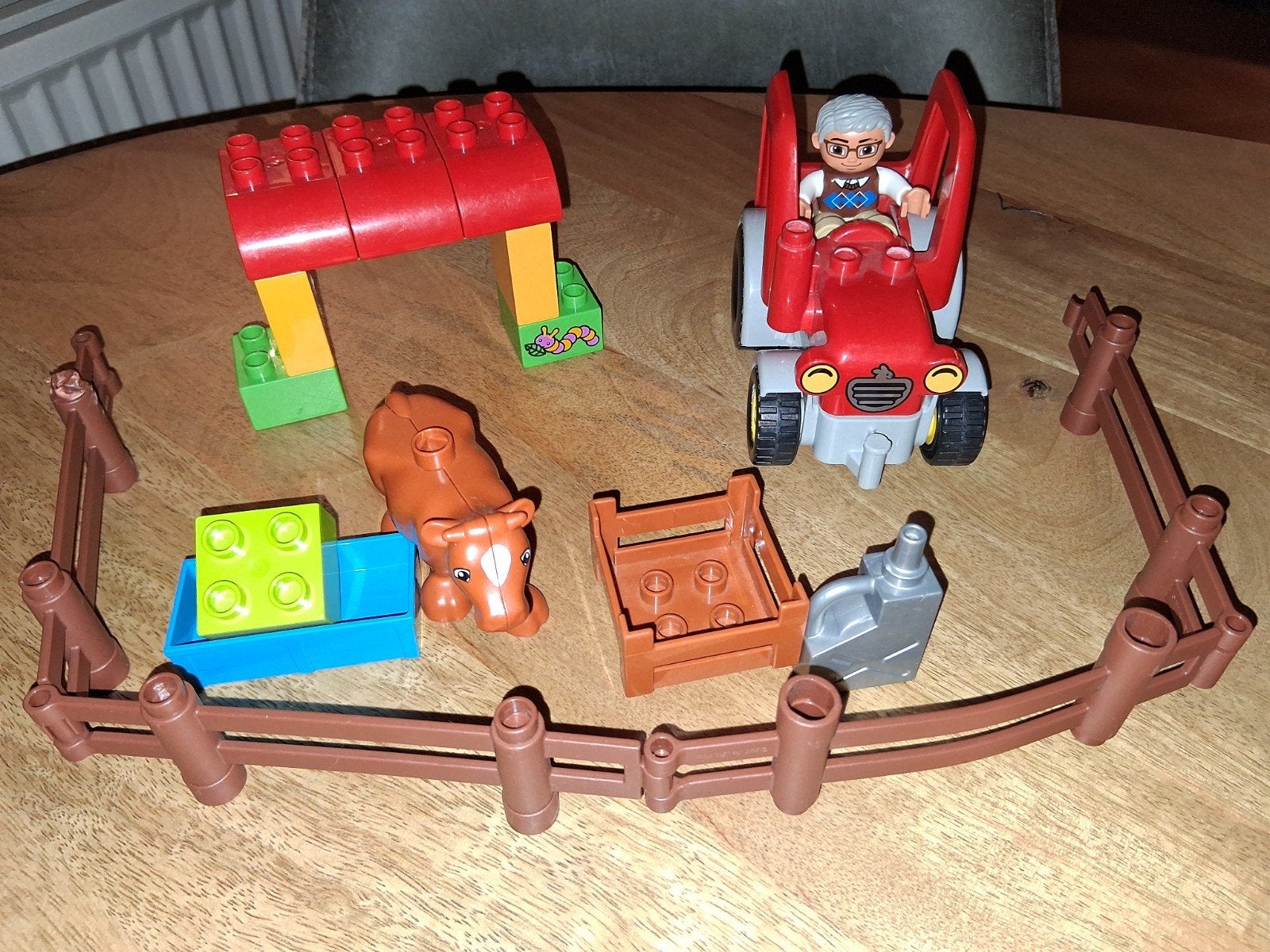 boer op trekker, koe en hekjes nog in goede staat, Ophalen, Zo goed als nieuw, Duplo