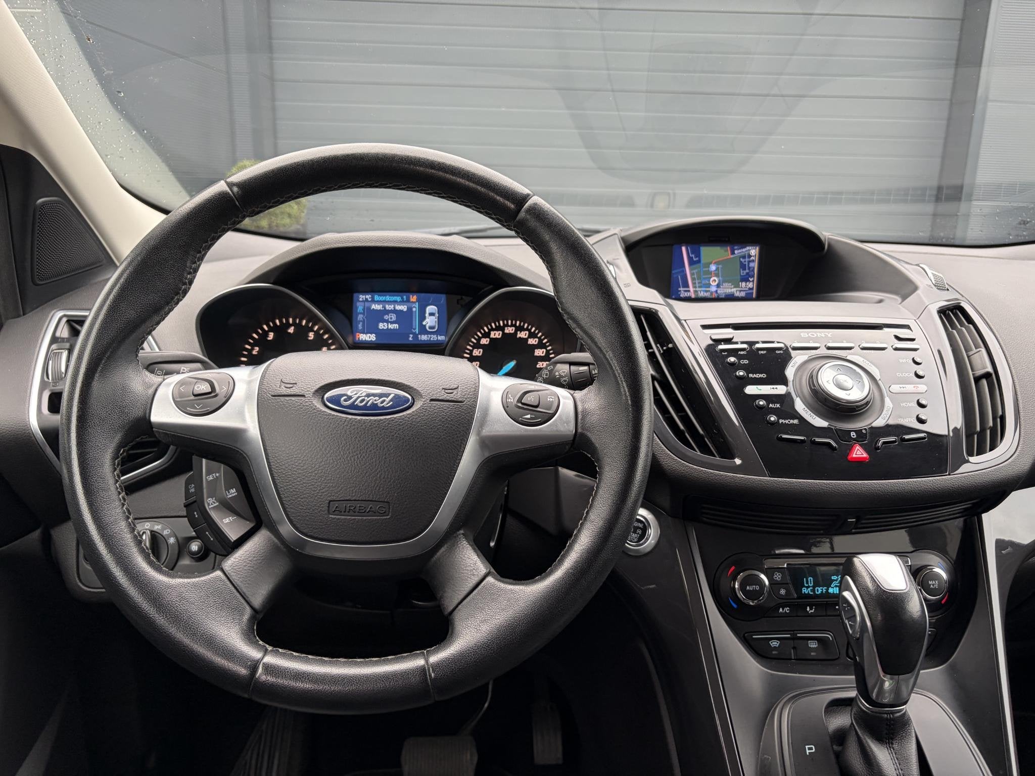 Ford Kuga 1.5 Titanium Plus 4WD ✓2e Eigenaar✓Camera✓18, Auto's, Ford, Automaat, Euro 6, 4 cilinders, 1850 kg