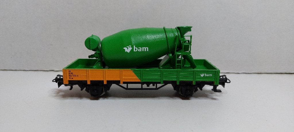 Unieke Bam Lage Bakwagon met Betonmixer *Nieuwstaat* (04), Wisselstroom, Wagon, Ophalen of Verzenden, Märklin