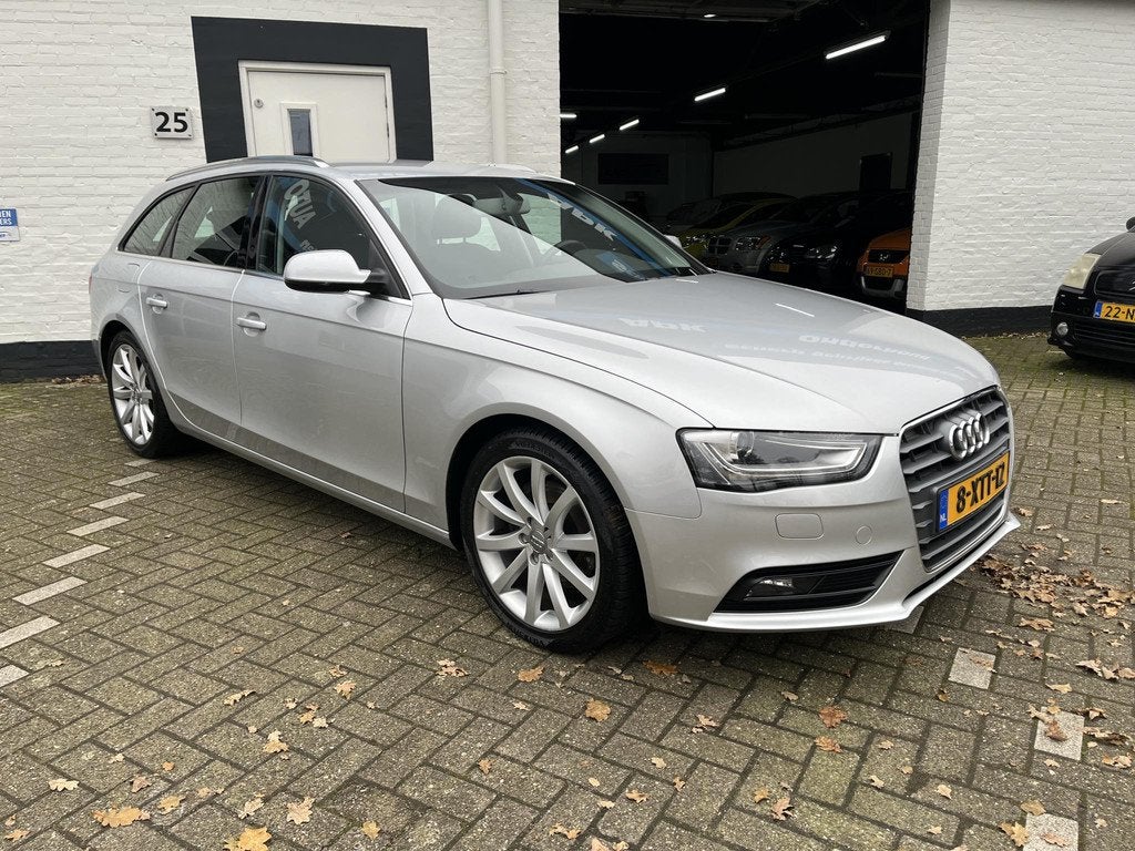 Audi A4 Avant 1.8 TFSI Business Edition /All season banden /, Auto's, Voorwielaandrijving, Euro 5, Stof, Gebruikt
